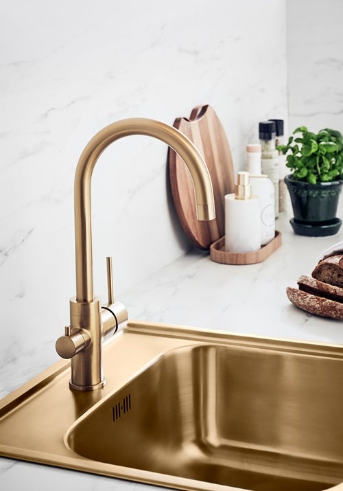 Kitchen faucet Bow with dishwash valve
