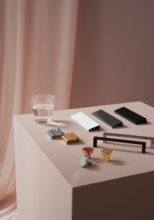 Shape handle black CC128